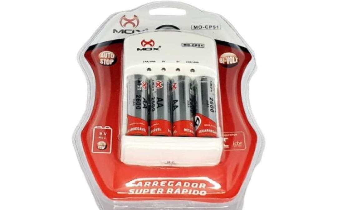 CARREGADOR DE PILHAS E BATERIA 9V CARREGADOR DE PILHAS E BATERIA 9V