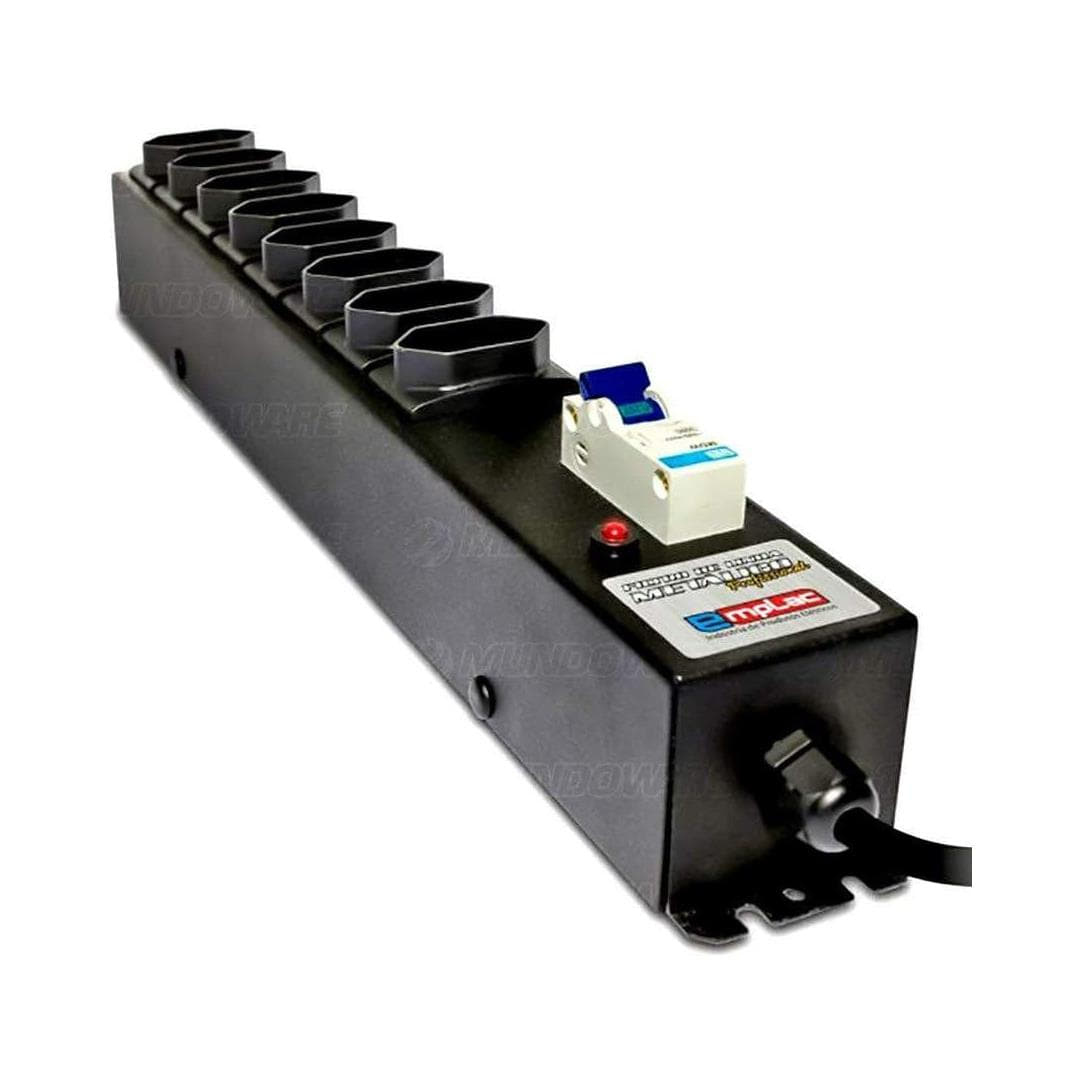 Filtro de Linha com Disjuntor 20A 8 Tomadas Bivolt Gabinete Metálico Profissional Filtro de Linha com Disjuntor 20A 8 Tomadas Bivolt Gabinete Metálico Profissional