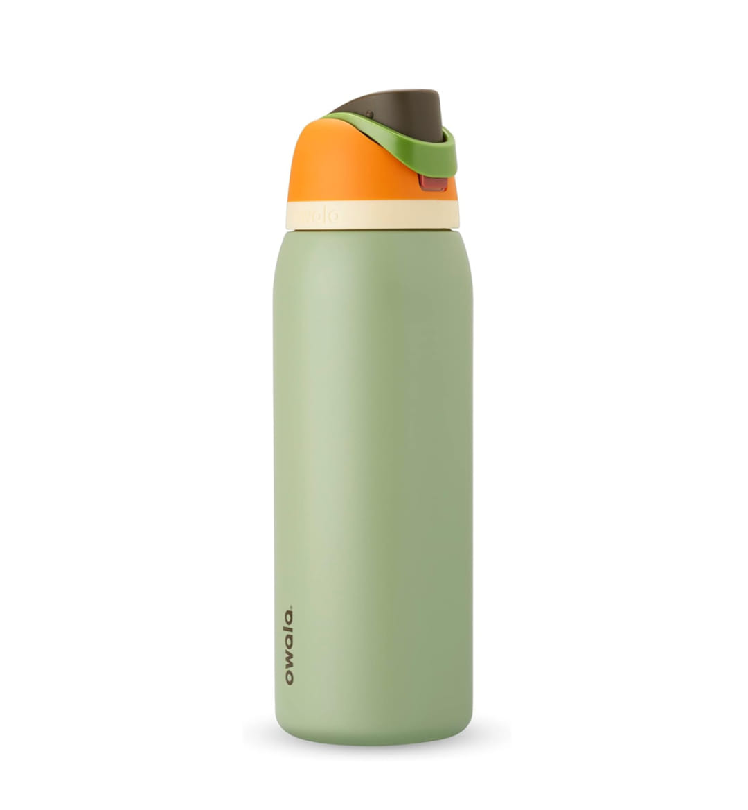 Owala Garrafa de água de aço inoxidável isolada FreeSip com canudo para esportes e viagens